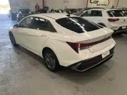 
										2024 Hyundai i30 CN7.V2 MY24 HEV 1.6P DCT White 6 Speed Auto Dual Cl full									