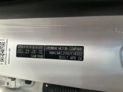 
										2024 Hyundai i30 CN7.V2 MY24 HEV 1.6P DCT White 6 Speed Auto Dual Cl full									