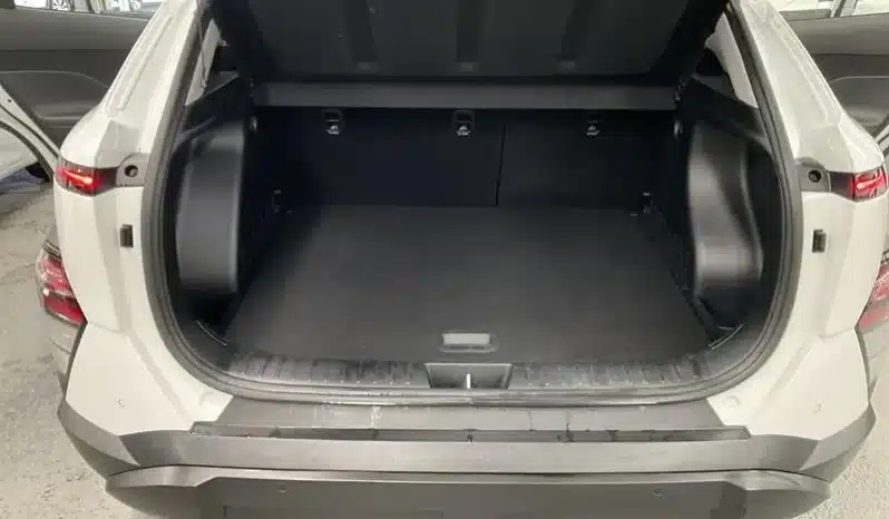 
								2024 Hyundai Kona SX2.V1 MY24 White Continuous Variable Wagon full									