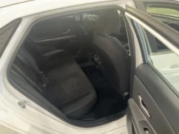 
										2024 Hyundai i30 CN7.V2 MY24 HEV 1.6P DCT White 6 Speed Auto Dual Cl full									