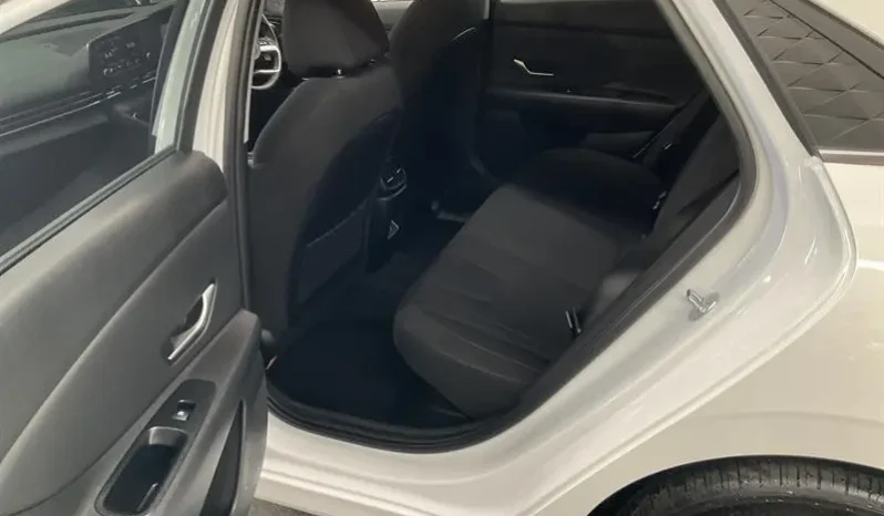 
								2024 Hyundai i30 CN7.V2 MY24 HEV 1.6P DCT White 6 Speed Auto Dual Clutch Sedan full									