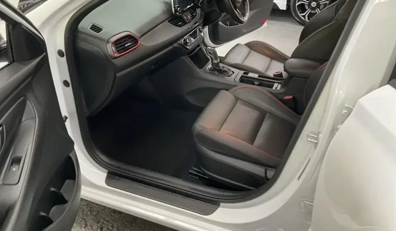 
								2023 Hyundai i30 PD.V4 MY23 N Line Premium White 7 Speed Auto Dual Clutch Hatc full									