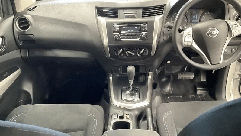 
								2019 Nissan Navara D23 Series 4 MY19 RX (4×2) White 7 Speed full									