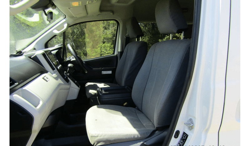 
								2022 Toyota Hiace Commuter GDH322R full									