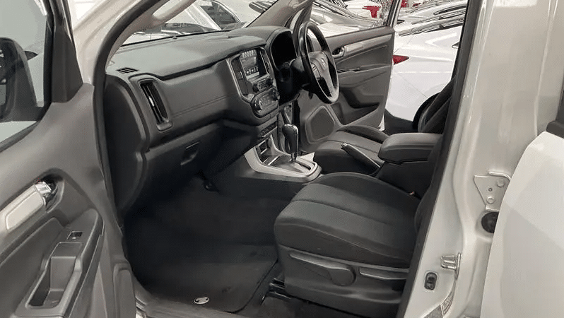 
								2019 Holden Colorado RG MY19 LTZ (4×2) (5Yr) White 6 Speed A full									