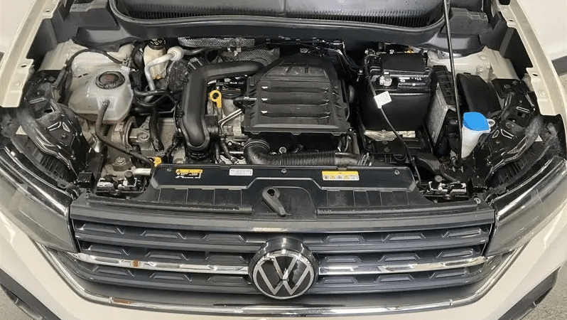 
								2023 Volkswagen T-Cross C1 MY23 Update 85TSI Life Champagne full									