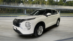 2024 Mitsubishi Outlander ZM MY24 ES 7 Seat (2WD) White 8 Sp