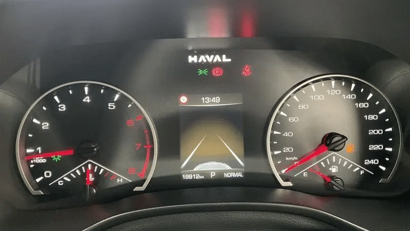 
								2025 GWM Haval Jolion Premium White 7 Speed Auto Dual Clutch full									