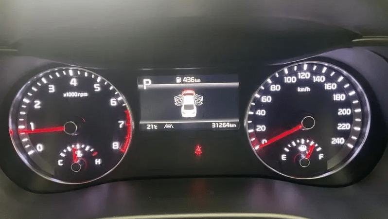 
								2024 Kia Cerato BD MY24 S Silver 6 Speed Automatic Sedan full									