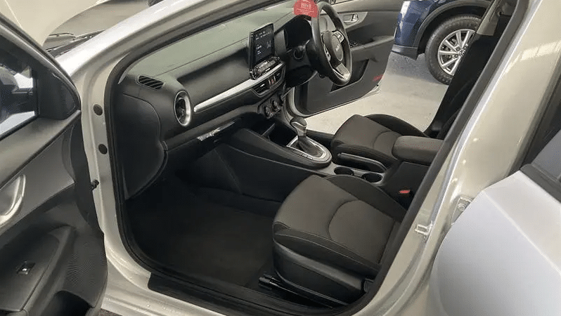 
								2024 Kia Cerato BD MY24 S Silver 6 Speed Automatic Sedan full									