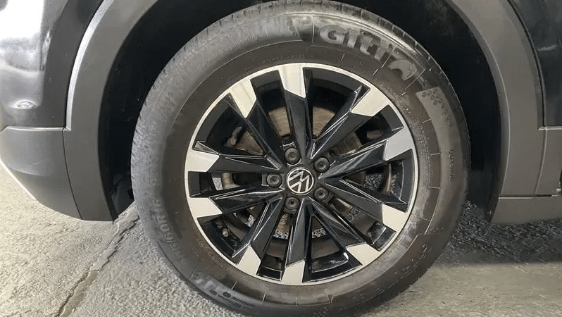 
								2023 Volkswagen T-Cross C1 MY23 Update 85TSI Life Black 7 Sp full									