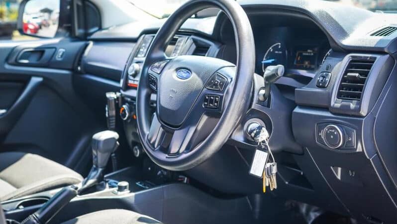 
								2018 Ford Ranger Cab Chassis XL PX MkIII 2019.00MY full									