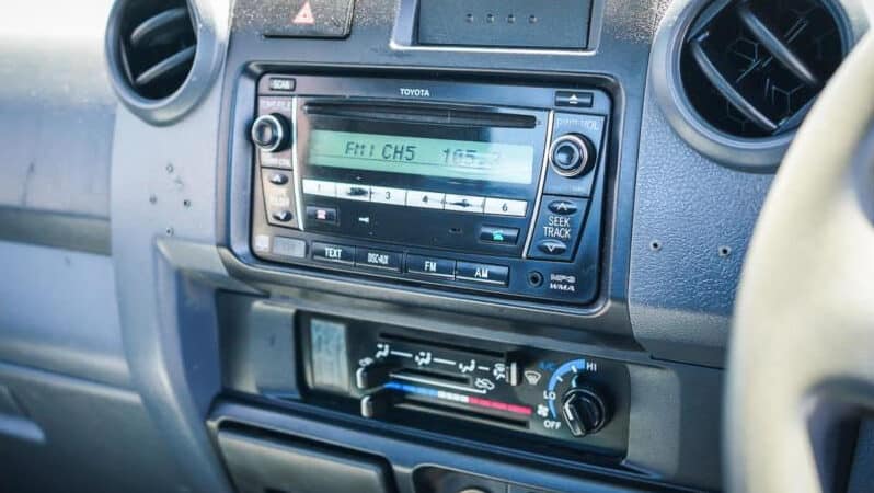 
								2010 Toyota Landcruiser Cab Chassis Workmate VDJ79R MY10 full									