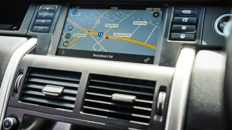 
								2016 Land Rover Discovery Sport Wagon TD4 180 HSE L550 17MY full									