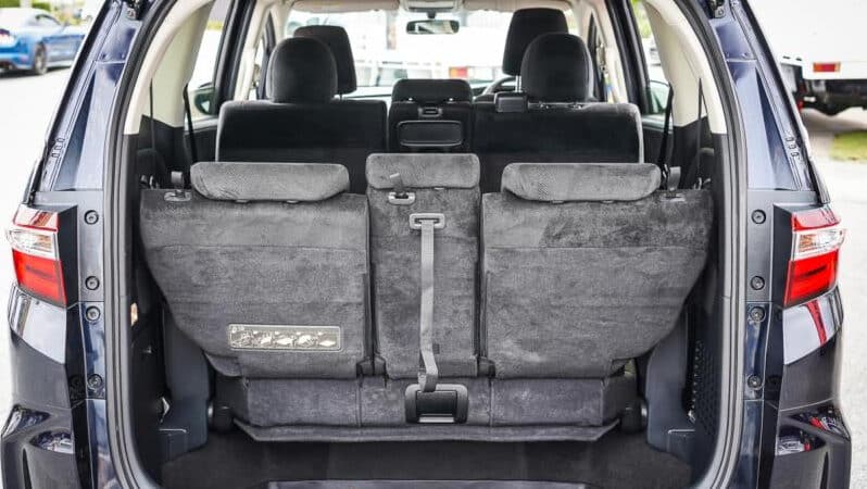 
								2019 Honda Odyssey Wagon VTi RC MY19 full									