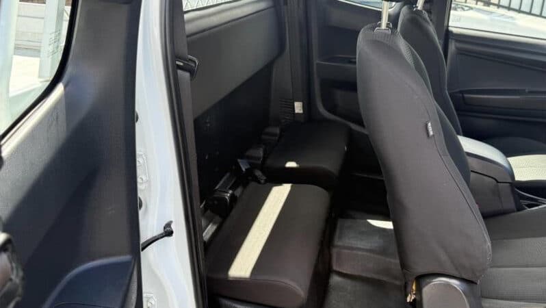 
								2018 Isuzu D-MAX Cab Chassis SX MY18 full									