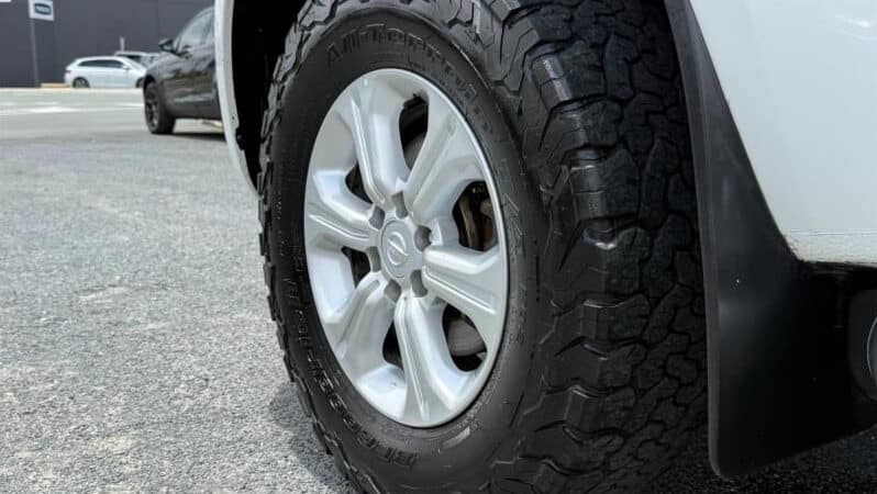 
								2018 Nissan Navara Utility SL D23 S3 full									