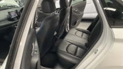 
										2018 Hyundai i30 PD2 Trophy Limited Edition White 6 Speed Auto Sequential Hatchback full									